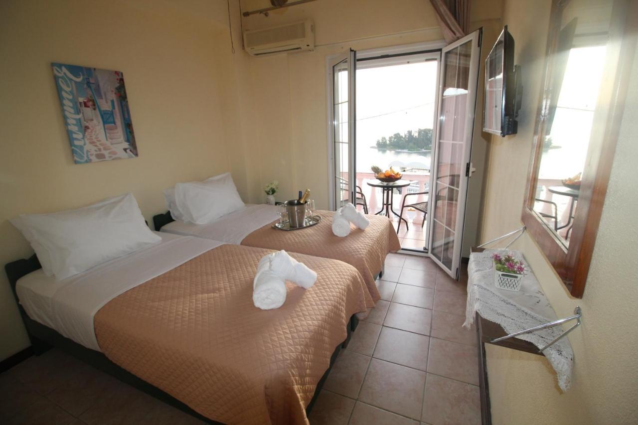 Batis Breeze Bed & Breakfast Perama  Exterior photo